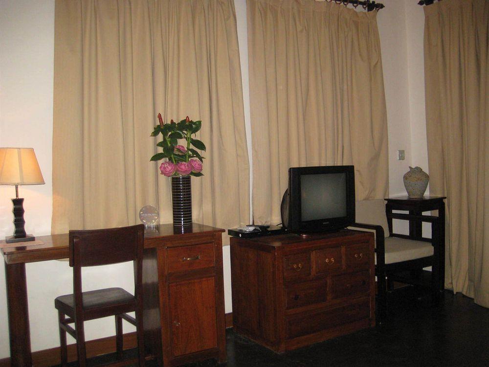 Anise Hotel And Restaurant بنوم بنه المظهر الخارجي الصورة