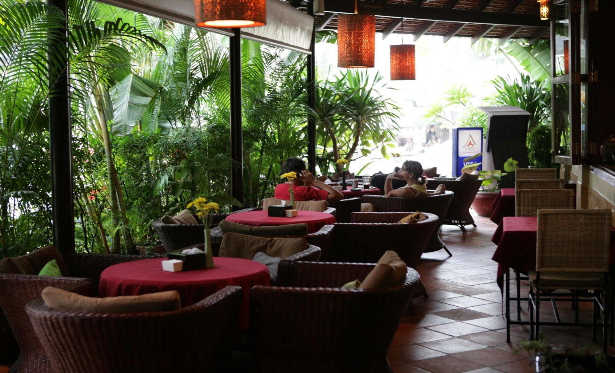 Anise Hotel And Restaurant بنوم بنه المظهر الخارجي الصورة
